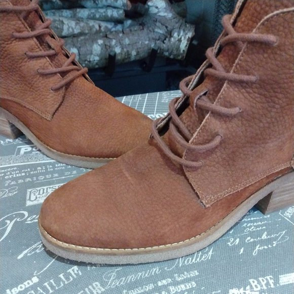 Women's Lucky Brand Boots - Picture 2 of 7